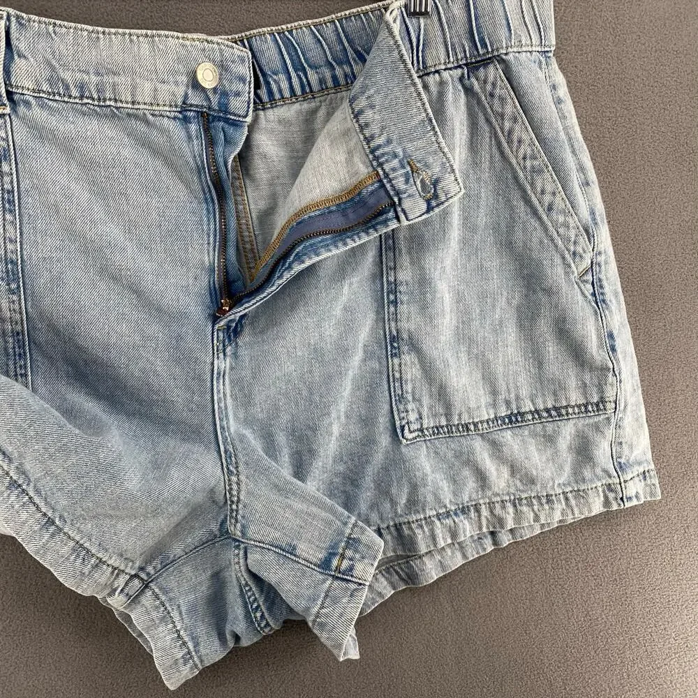 Gap Easy Utility‎ Denim Shorts Womens XXL Light Wash Blue Pockets Casual